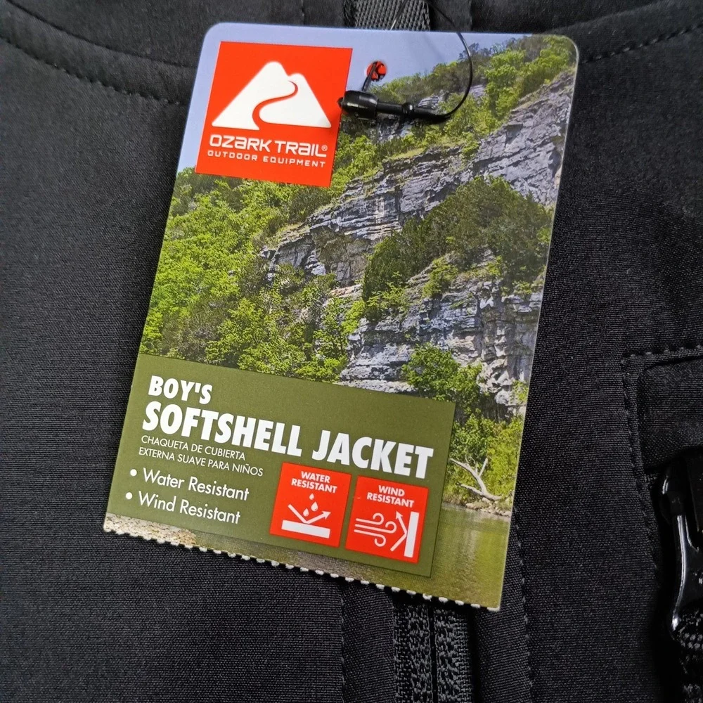 NWT Ozark Trail Softshell Jacket Boy's Size 2XL XXL (18) Black Pockets
